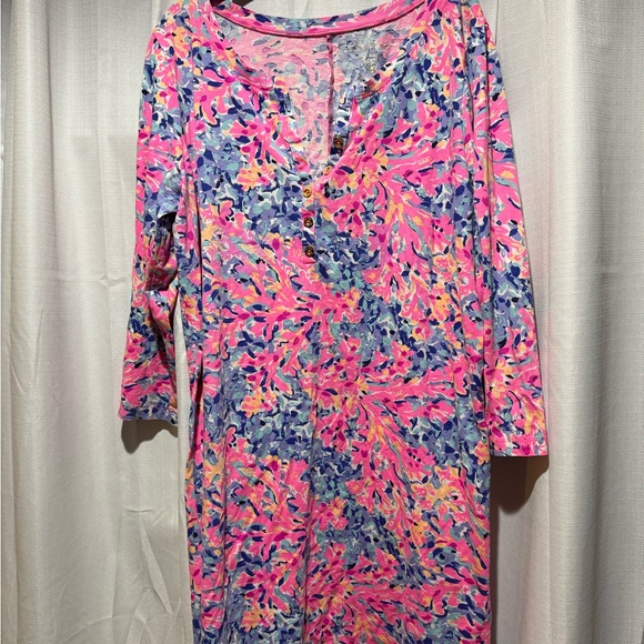 Lilly Pulitzer Dresses & Skirts - Lilly Pulitzer Vibrant Pink and Blue Floral Dress